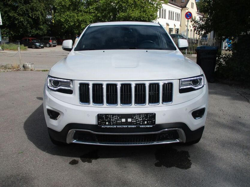 Jeep Grand Cherokee 192.000 km 11.900 € Krailling bei München 82152