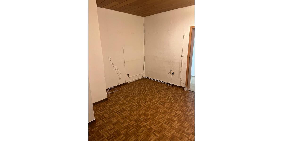 Etagenwohnung Volkmarsen - 3 Zimmer, 85 m&sup2;, 560&euro; | Angebot:26548776
