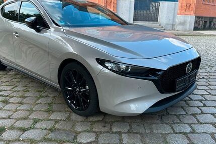 Mazda 3 167.000 km 13.900 &euro; Dresden 01097