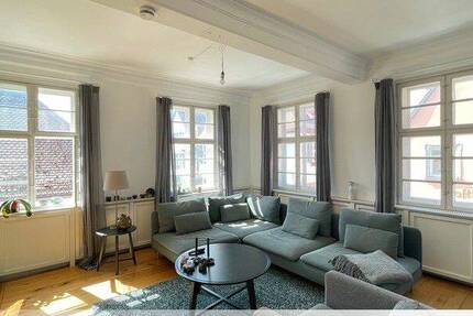 Wohnung Erlangen Innenstadt - 6 Zimmer, 160 m&sup2;, 1.890&euro; | Angebot:26309076