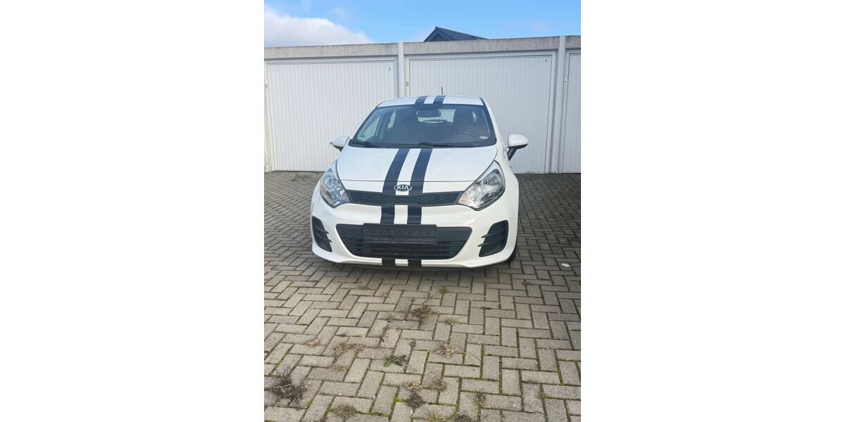 Kia Rio 148.144 km 5.600 &euro; Kerpen 50171