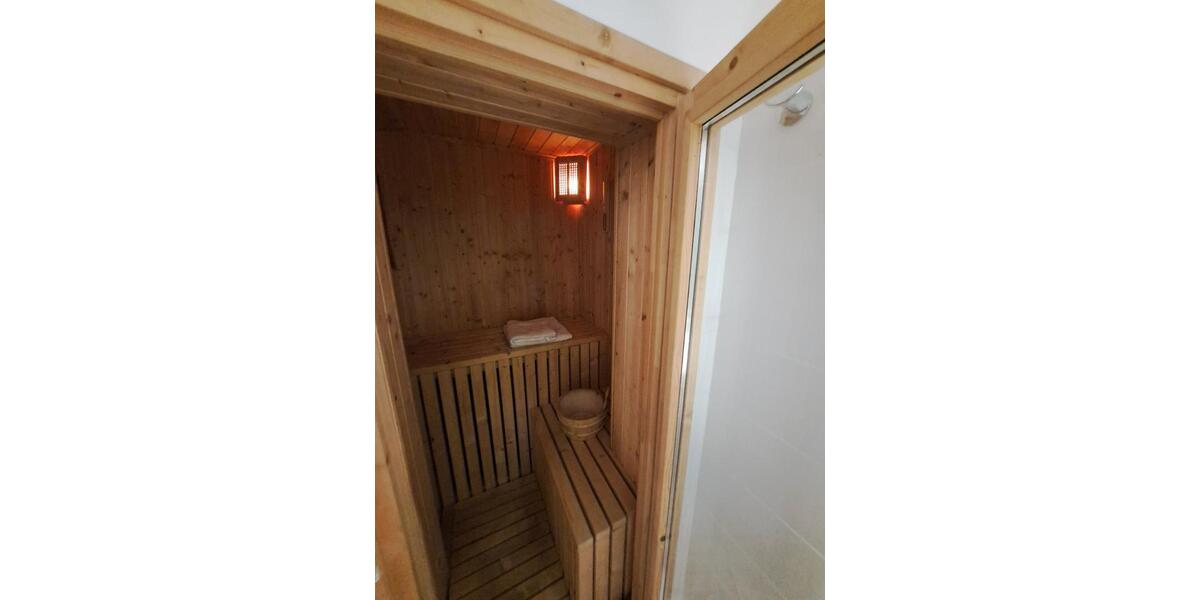 Reihenhaus Neunkirchen - 6 Zimmer, 145 m&sup2;, 235.000&euro; | Angebot:26716802