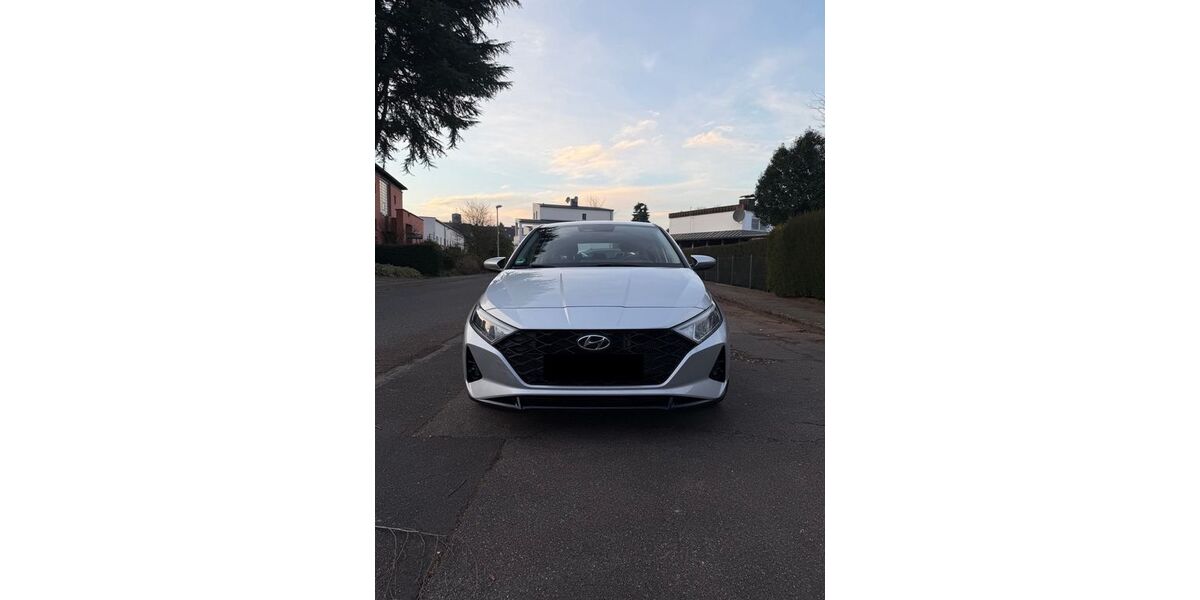 Hyundai i20 108.000 km 13.900 &euro; Frechen 50226
