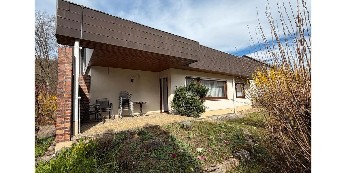 Erdgeschoßwohnung Süßen - 3 Zimmer, 85 m&sup2;, 990&euro; | Angebot:26038450