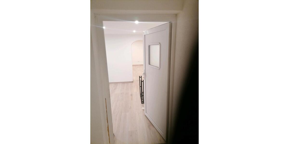 Mehrfamilienhaus, Wohnhaus Zweibrücken - 14 Zimmer, 300 m&sup2;, 480.000&euro; | Angebot:26984226