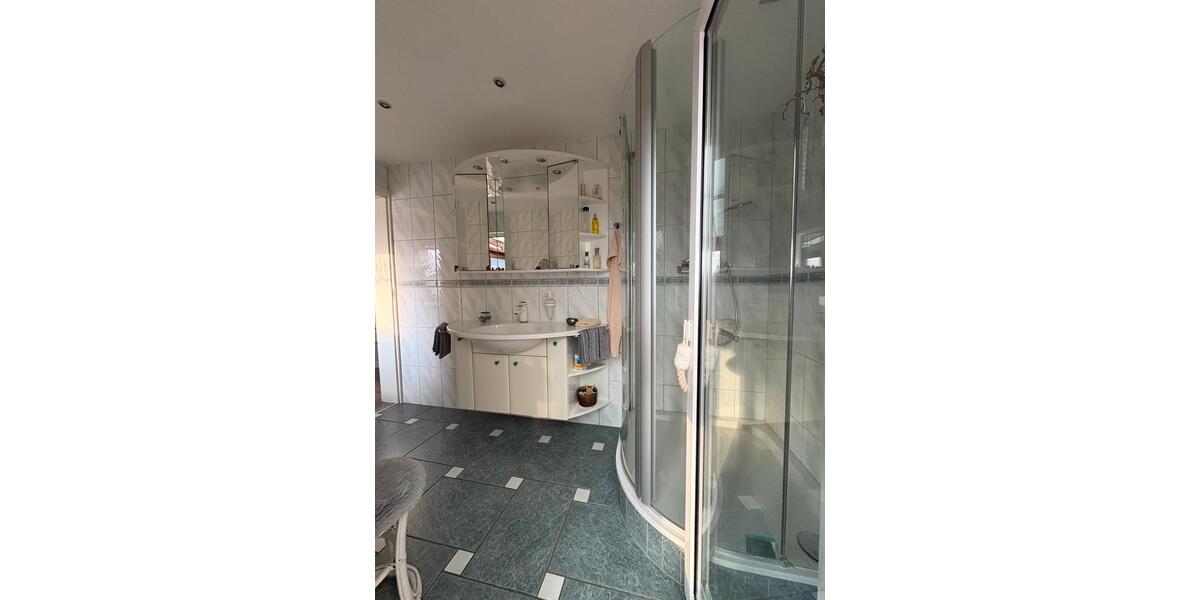 Doppelhaushälfte Grabow - 7 Zimmer, 190 m&sup2;, 350.000&euro; | Angebot:26244701