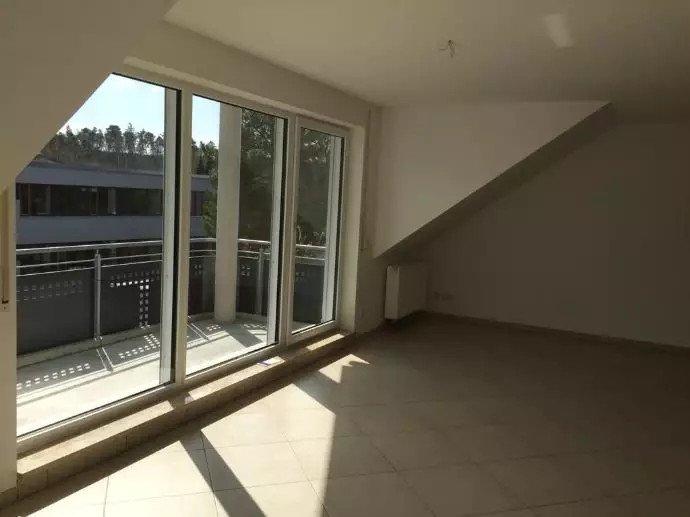 Dachgeschoßwohnung Heroldsbach - 3.5 Zimmer, 106 m&sup2;, 1.160&euro; | Angebot:26119763