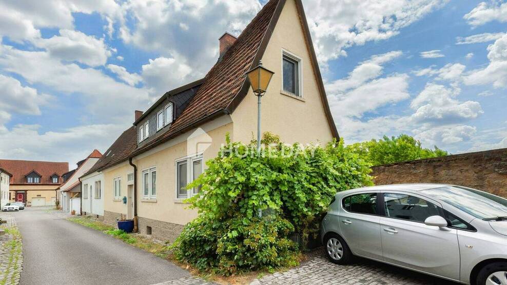 Wohnen am historischen Stadtrand mit sonniger Dachterrasse 4 zimmer