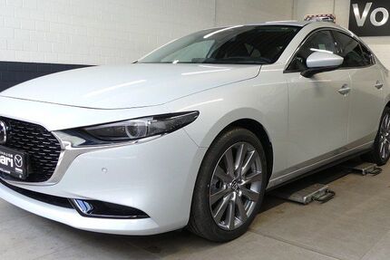 Mazda 3 2.222 km 30.490 &euro; Paderborn 33106