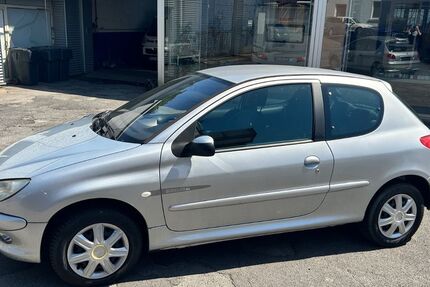 Peugeot 206 72.510 km 1.950 &euro; Iserlohn 58644