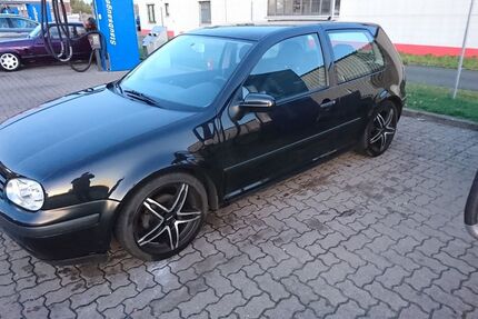 VW Golf 263.000 km 1.750 &euro; Peine 31224