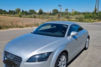 Audi TT 160.000 km 7.499 &euro; Frankfurt am Main 60529
