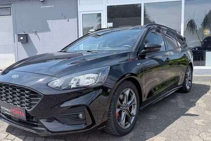 Ford Focus 67.500 km 13.790 &euro; Porta 32457