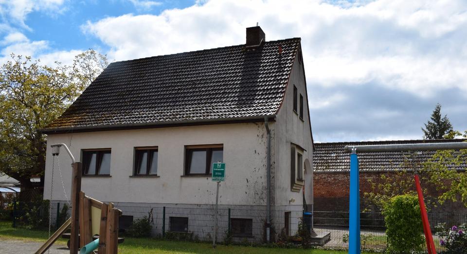 Einfamilienhaus Burg - 5 Zimmer, 130 m&sup2;, 128.000&euro; | Angebot:26940909