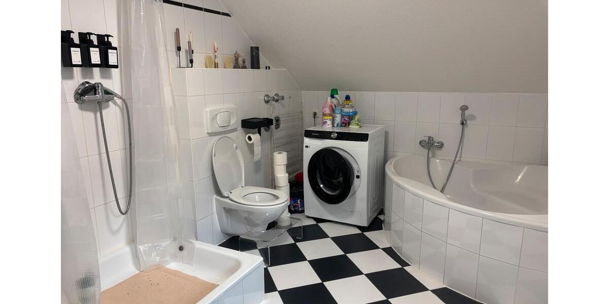 Dachgeschoßwohnung Trier Kürenz - 2 Zimmer, 47 m&sup2;, 850&euro; | Angebot:25436199