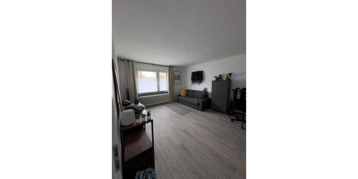 Haus in Meimbressen zum 01.04., 156 qm, 5 Zimmer, großer Garten 5 zimmer