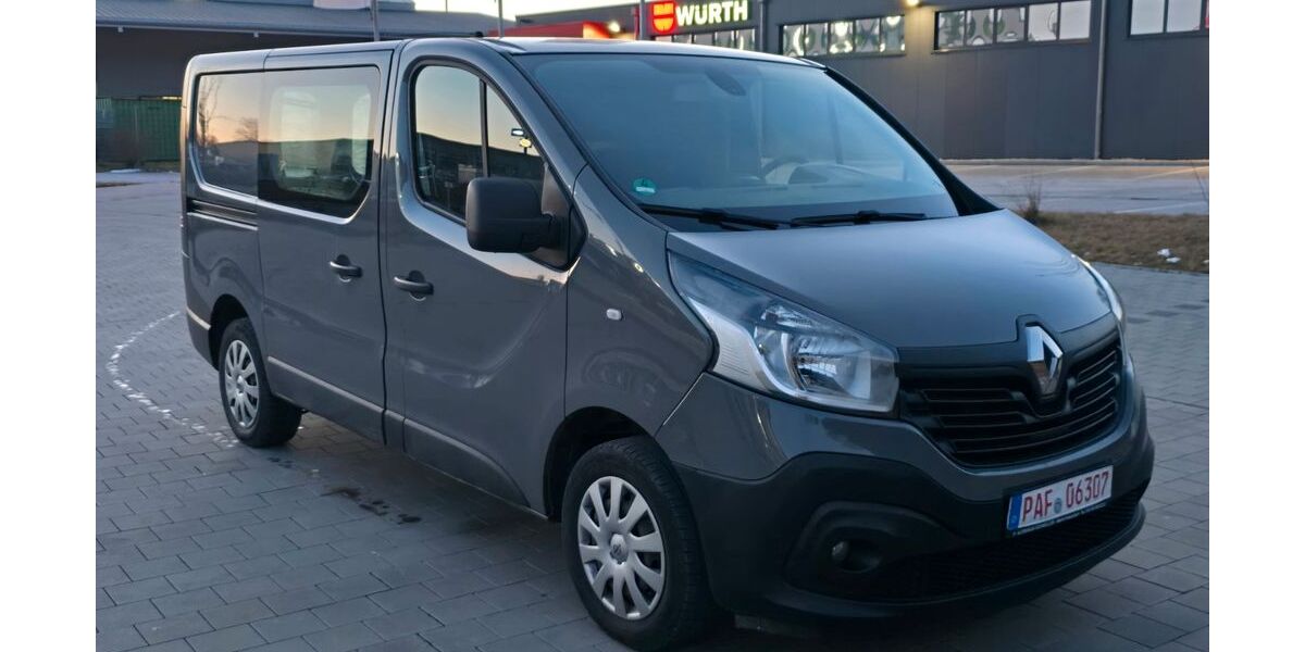 Renault Trafic 123.600 km 12.900 &euro; Reichertshofen 85084