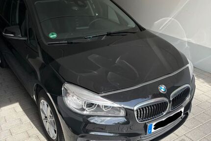 BMW 218 Active Tourer 8.762 km 16.900 &euro; Stuttgart 70184