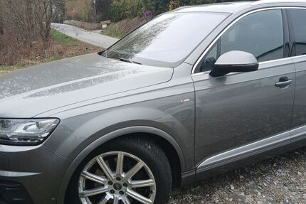 Audi Q7 65.000 km 41.999 &euro; Regen 94209