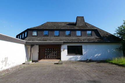 Haus Bad Driburg - 1 Zimmer, 515 m&sup2;, 395.000&euro; | Angebot:25704078