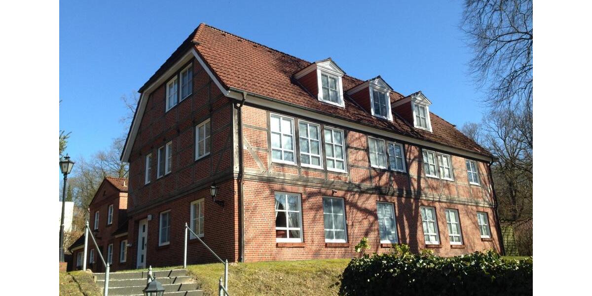 Dachgeschoßwohnung Bendestorf - 3 Zimmer, 125 m&sup2;, 399.000&euro; | Angebot:25899986