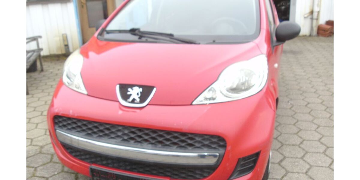 Peugeot 107 112.000 km 2.000 &euro; Hamburg 22143