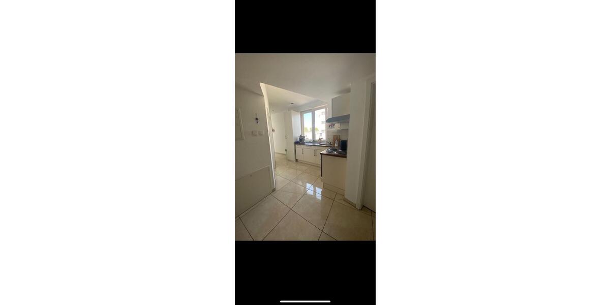 Etagenwohnung Gießen - 3 Zimmer, 70 m&sup2;, 990&euro; | Angebot:26396315