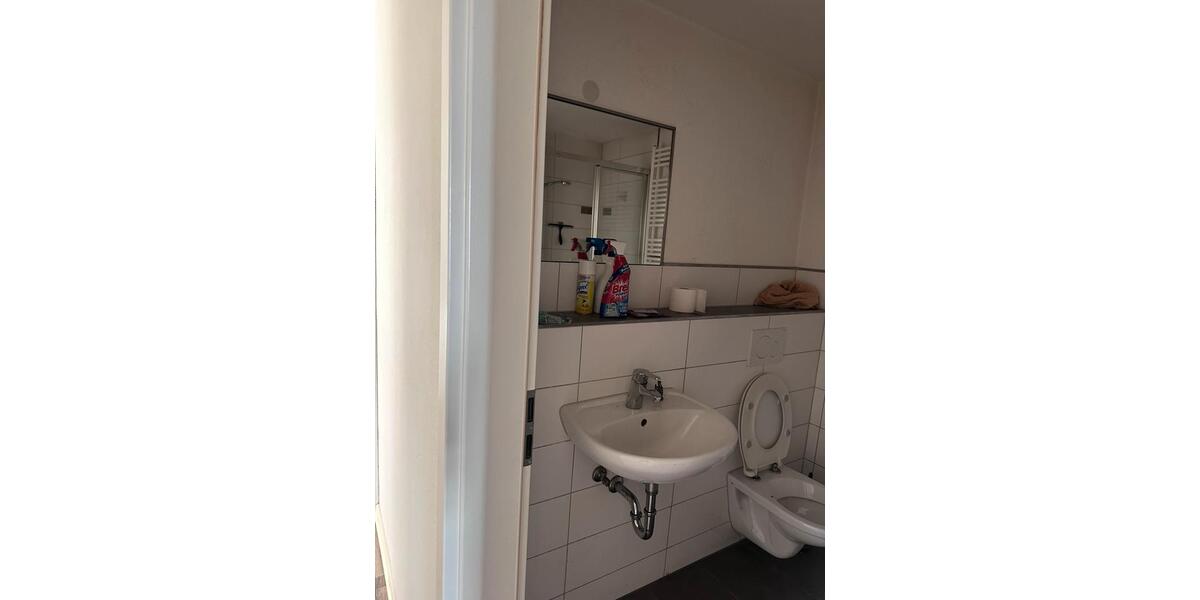 Erdgeschoßwohnung Linden - 3 Zimmer, 60 m&sup2;, 710&euro; | Angebot:26302635