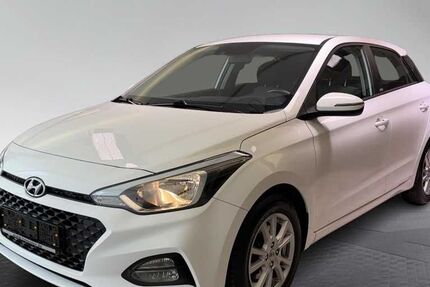 Hyundai i20 91.200 km 12.890 &euro; München 80339