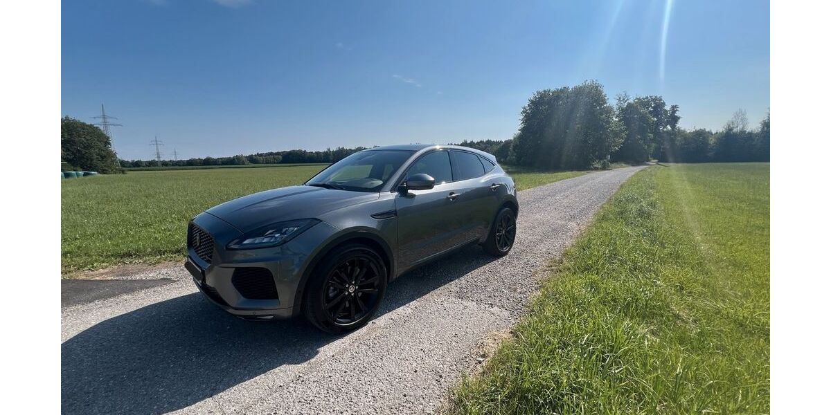 Jaguar E-Pace 59.500 km 24.900 &euro; München 81479
