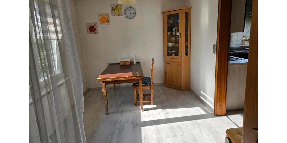 Bungalow Hambühren - 6 Zimmer, 200 m&sup2;, 1.500&euro; | Angebot:26375609