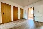 Schöne 4-ZKB-Dachgeschoss-Wohnung in Butzbach-Pohl-Göns! (Bitte sonstige Angaben beachten)