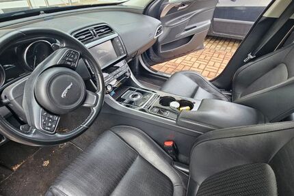 Jaguar XE 240.000 km 5.000 &euro; Wiesloch 69168