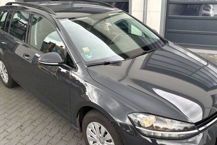 VW Golf 92.000 km 9.900 &euro; Neustadt 67433
