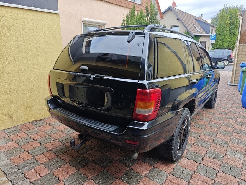 Grand Cherokee