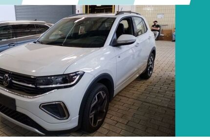 VW T-Cross 2.935 km 25.788 € Leonberg 71229