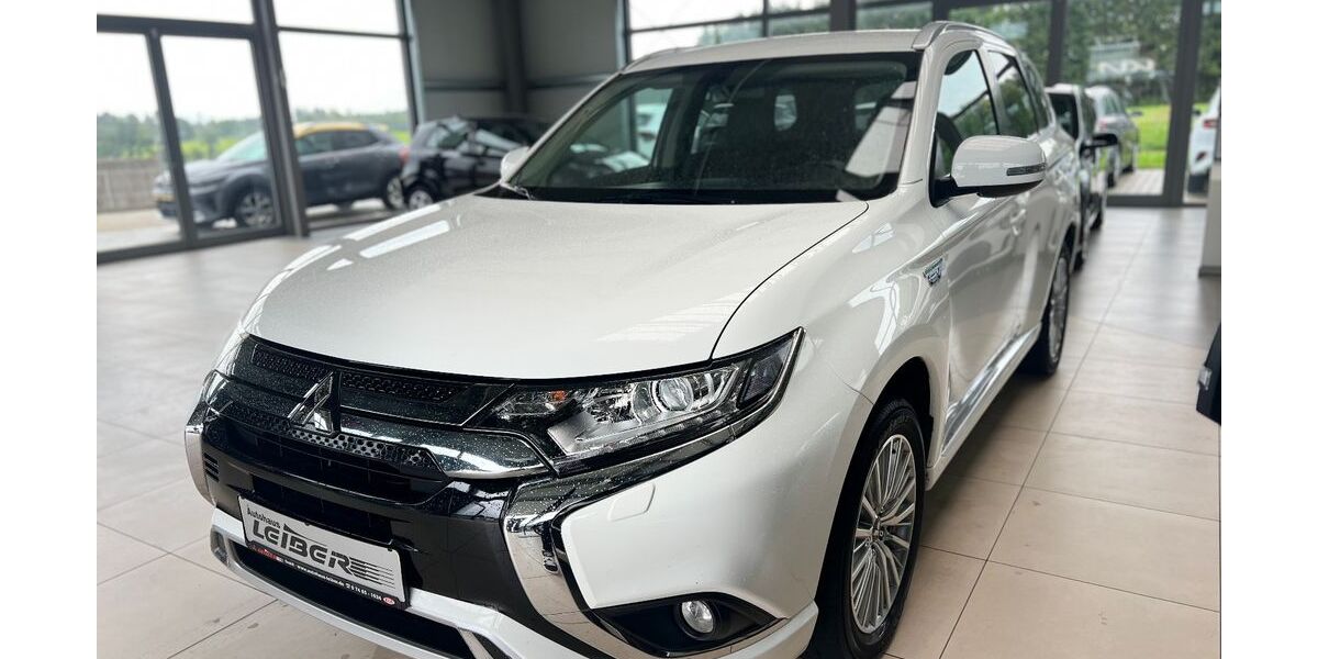 Mitsubishi Plug-in Hybrid Outlander 45.999 km 23.290 &euro; Emmingen 78576
