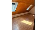 Dachgeschoßwohnung Griesheim - 3 Zimmer, 90 m&sup2;, 1.300&euro; | Angebot:26262337
