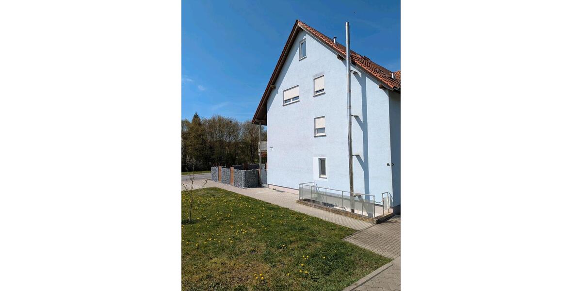 Dachgeschoßwohnung Stadtlauringen - 4 Zimmer, 86 m&sup2;, 199.000&euro; | Angebot:26163919