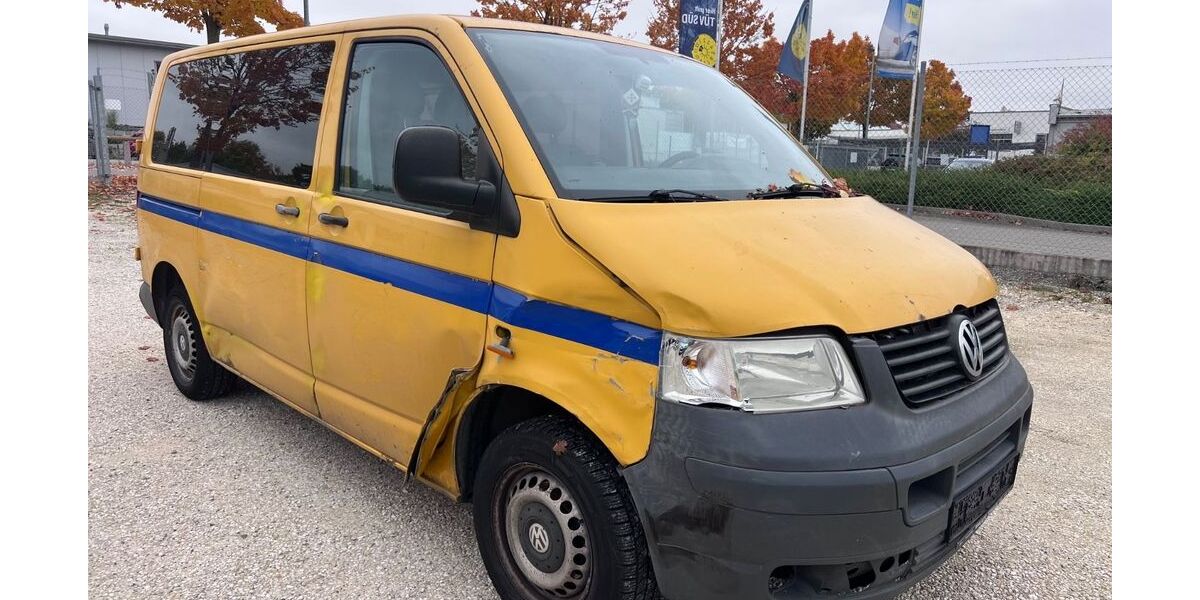 VW T5 Transporter 331.000 km 3.999 € Langenau 89129