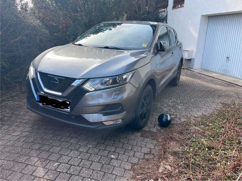 Nissan Qashqai 107.500 km 11.000 € Roding 93426
