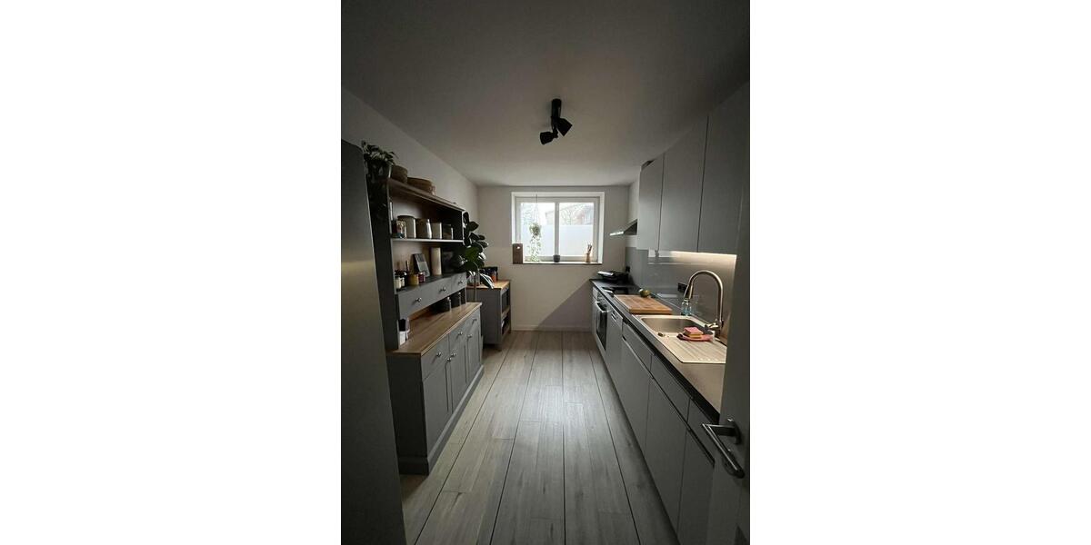 Exklusive 4-Raum-Wohnung mit großer Terrasse im historischen Gutshaus am Lankower See (WE01) 4 zimmer