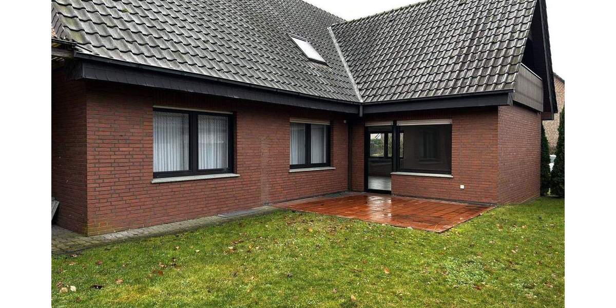 Einfamilienhaus Salzbergen - 9 Zimmer, 241 m&sup2;, 330.000&euro; | Angebot:25698292