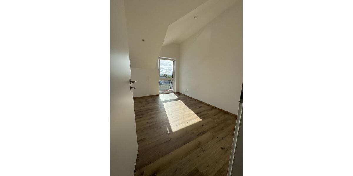 Doppelhaushälfte Teublitz - 5 Zimmer, 164 m&sup2;, 1.990&euro; | Angebot:22831914
