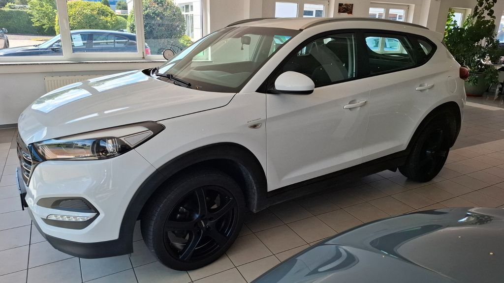 Hyundai TUCSON 78.450 km 13.400 &euro; Dippoldiswalde 01744