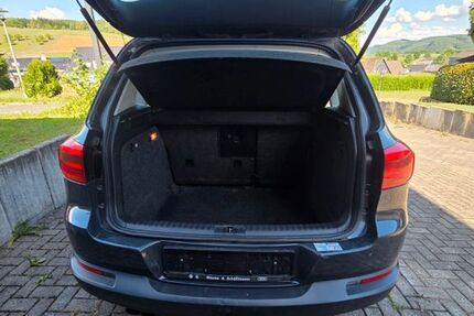 VW Tiguan 335.632 km 3.500 &euro; Finnentrop 57413