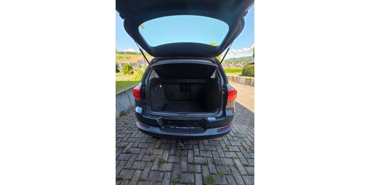 VW Tiguan 335.632 km 3.500 &euro; Finnentrop 57413
