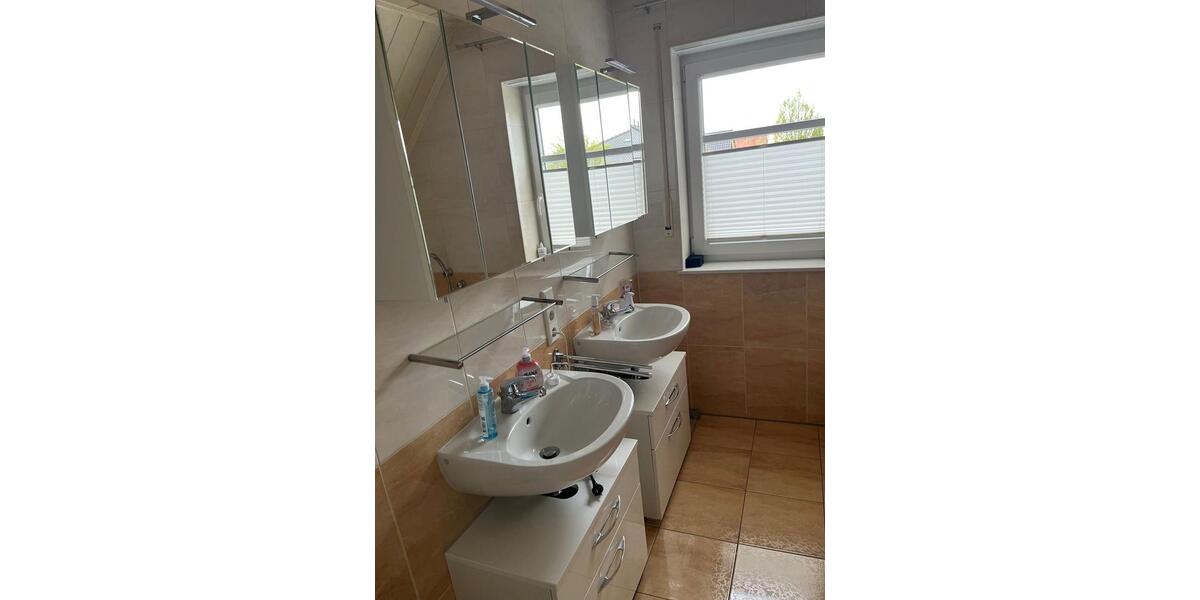 Doppelhaushälfte Vechta - 4 Zimmer, 120 m&sup2;, 1.200&euro; | Angebot:26269263