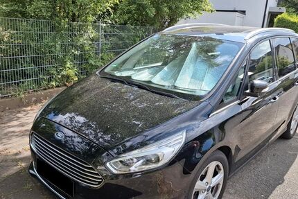 Ford Galaxy 195.300 km 12.000 € Fürth 90768