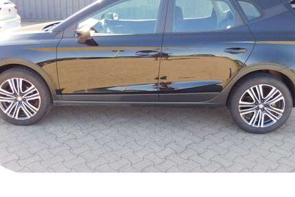 Seat Arona 31.900 km 15.390 &euro; Vordorf 38533